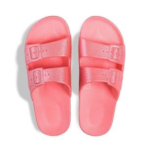 NWT Freedom Moses Sandals in Crush (Pink Glitter)